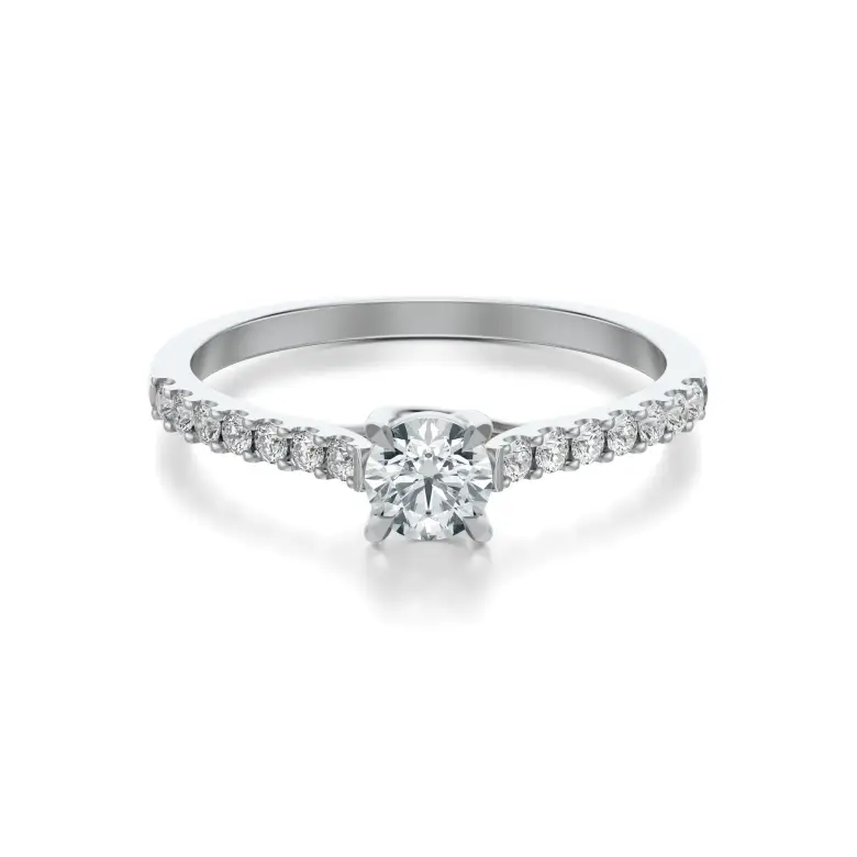 Pierścionek zaręczynowy z diamentami